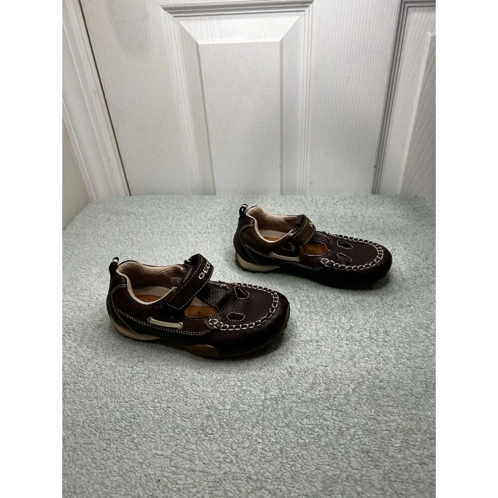 Geox Respira Girls Brown Leather Closed-Toe Sandals Size 10.5
